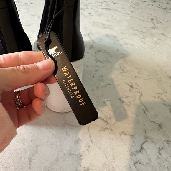 Sorel brex waterproof platform heeled boot - Picture 8 of 9